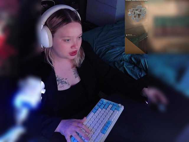 AlinaAdams live cam on BongaCams