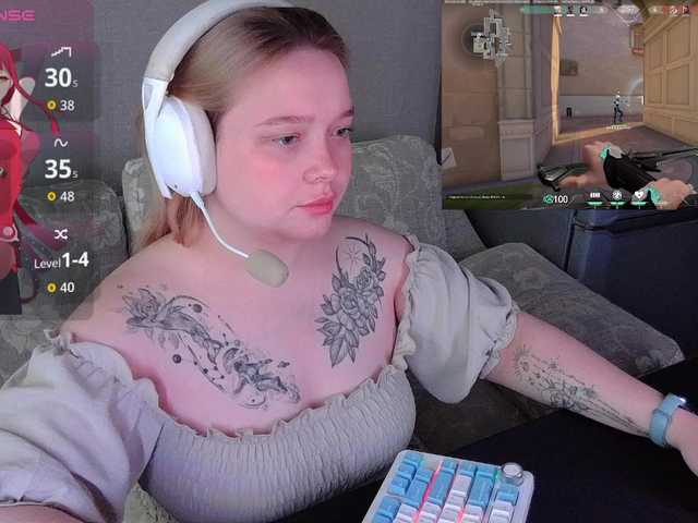 AlinaAdams live cam on BongaCams