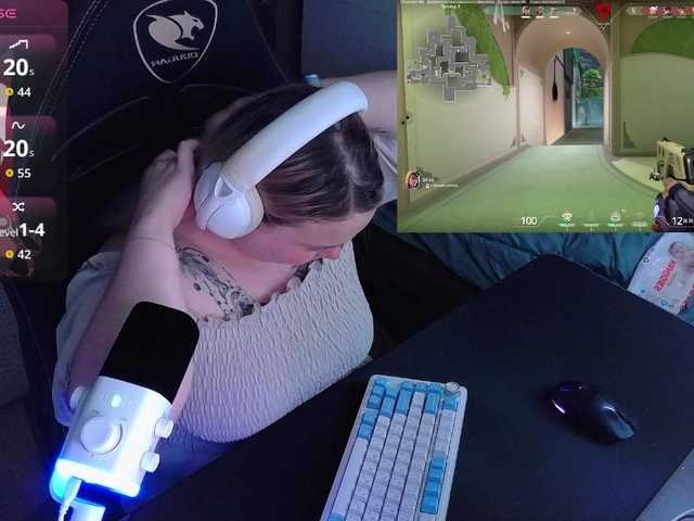AlinaAdams live cam on BongaCams