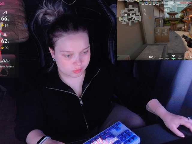 AlinaAdams