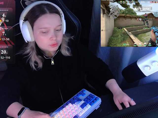 AlinaAdams live cam on BongaCams