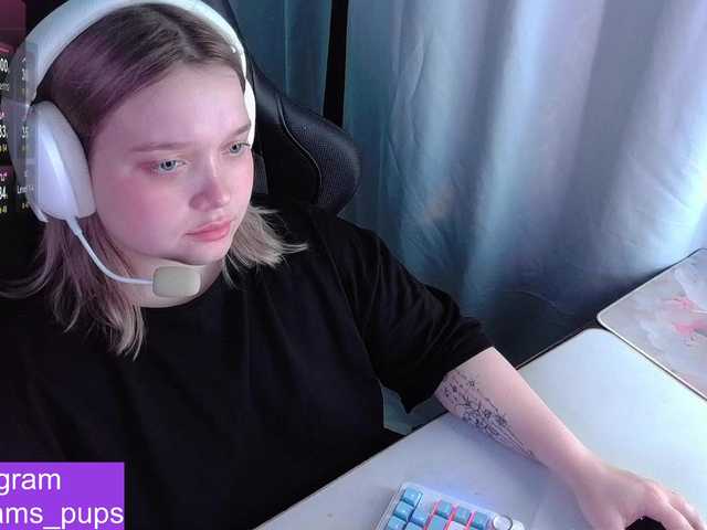 AlinaAdams live cam on BongaCams