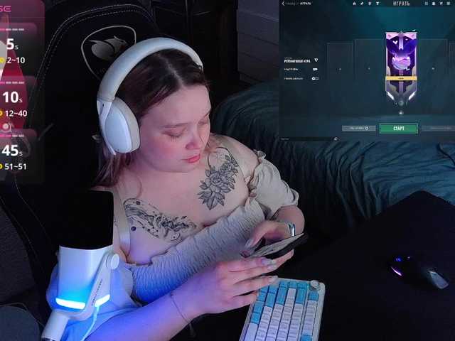 AlinaAdams