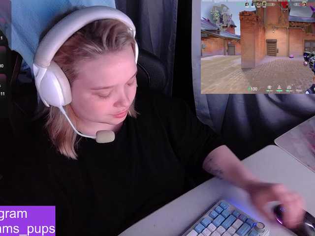 AlinaAdams live cam on BongaCams