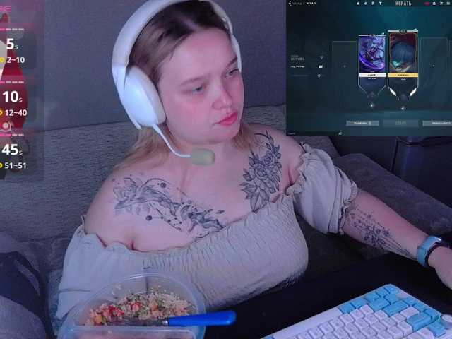 AlinaAdams live cam on BongaCams