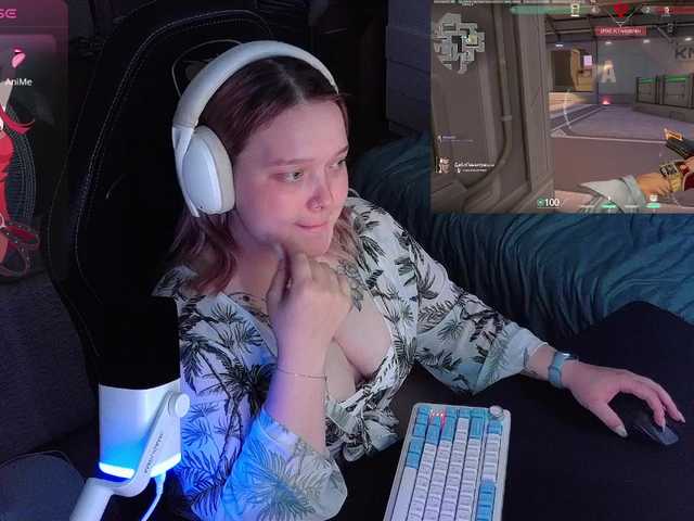 AlinaAdams live webcam show