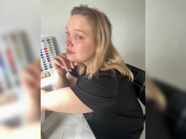 AlinaAdams live cam on BongaCams