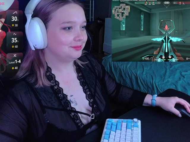 AlinaAdams live webcam show