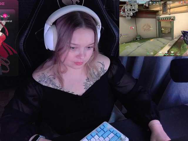 AlinaAdams