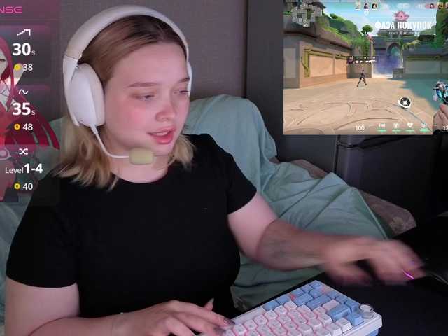AlinaAdams