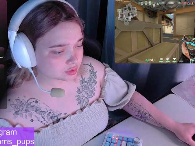 AlinaAdams live cam on BongaCams