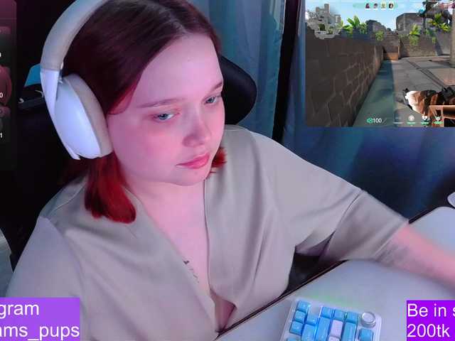 AlinaAdams's BongaCams show and profile