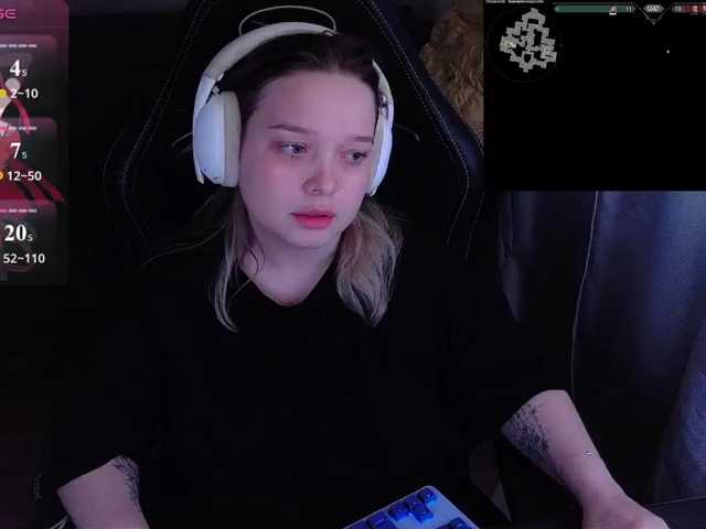 AlinaAdams