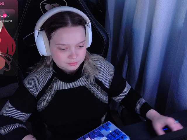 AlinaAdams