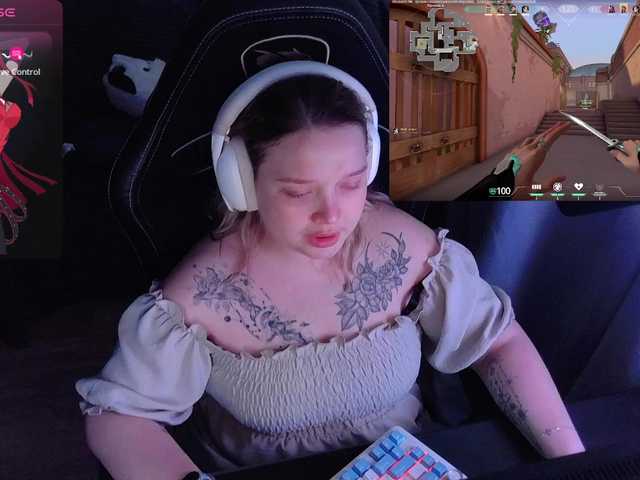 AlinaAdams