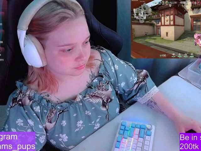 AlinaAdams webcam