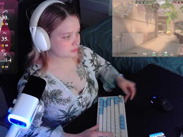 AlinaAdams live cam on BongaCams