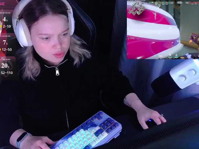 AlinaAdams