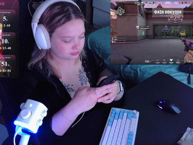AlinaAdams live cam on BongaCams
