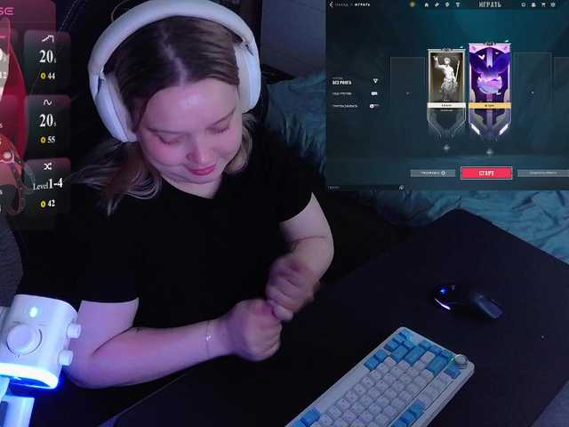 AlinaAdams live cam