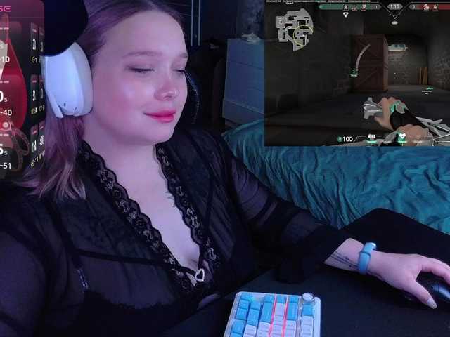 AlinaAdams live webcam show