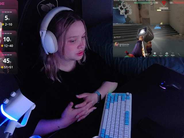 AlinaAdams live webcam show