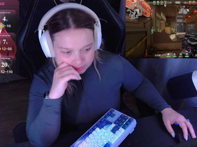 AlinaAdams