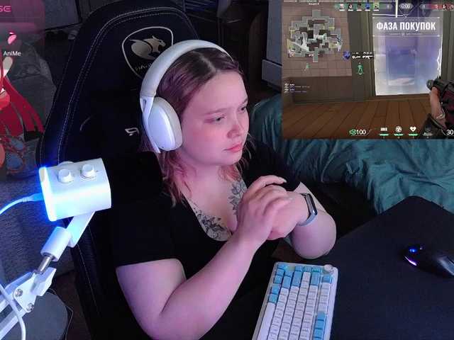 AlinaAdams live webcam show