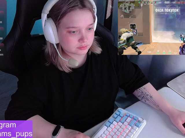 AlinaAdams live cam on BongaCams