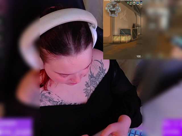 AlinaAdams's BongaCams show and profile