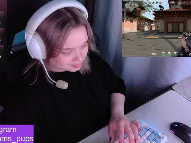 AlinaAdams live cam on BongaCams