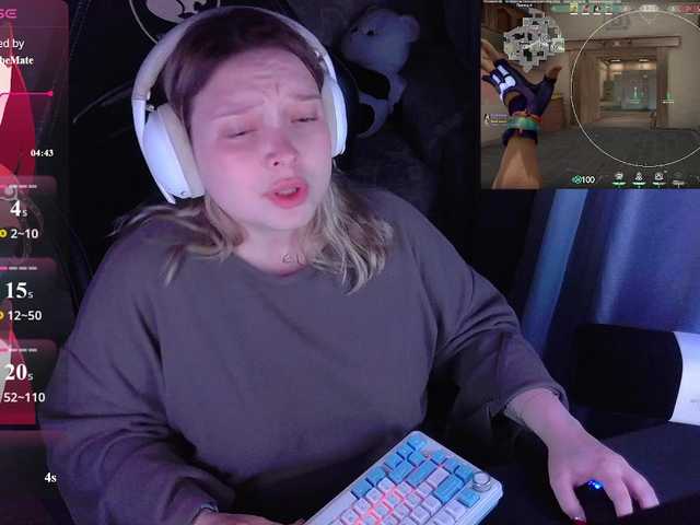 AlinaAdams live cam on BongaCams
