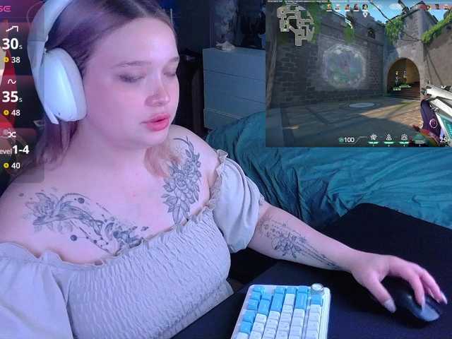 AlinaAdams live cam