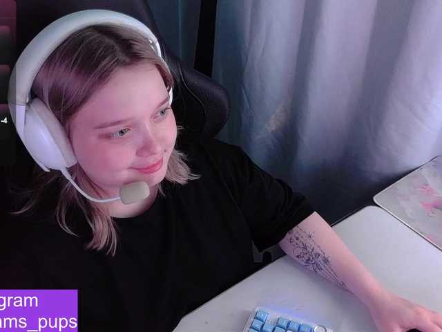 AlinaAdams live cam on BongaCams