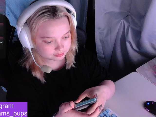 AlinaAdams live cam on BongaCams