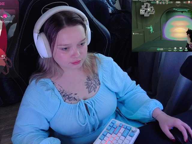 AlinaAdams live cam preview