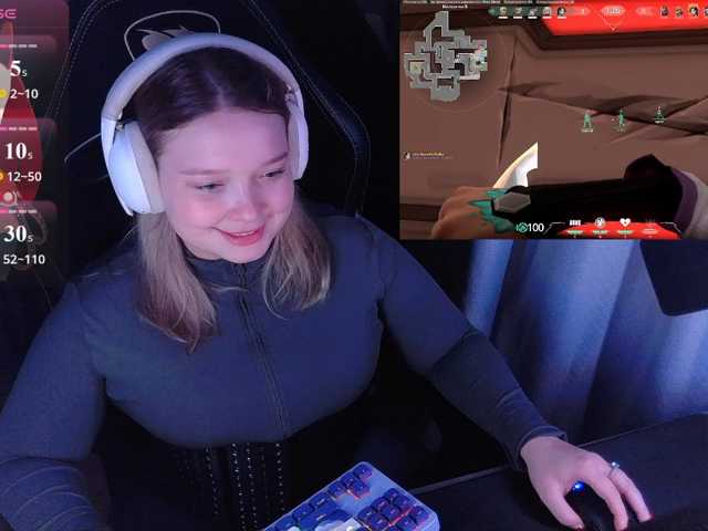 AlinaAdams live cam on BongaCams