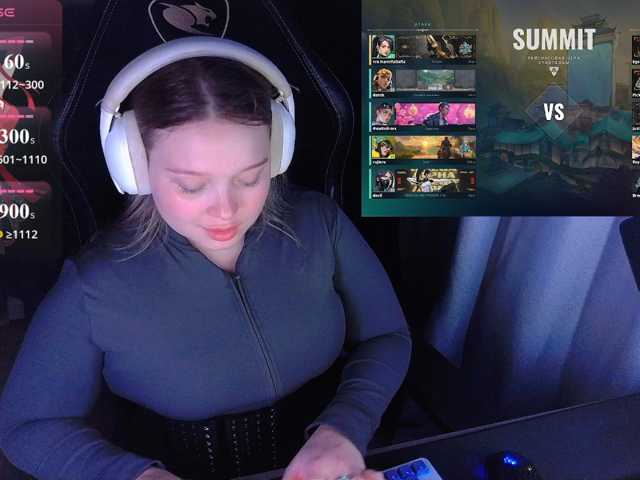 AlinaAdams