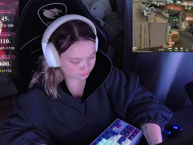 AlinaAdams — live female cam