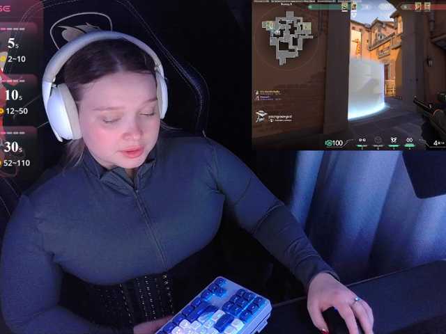 AlinaAdams live cam on BongaCams