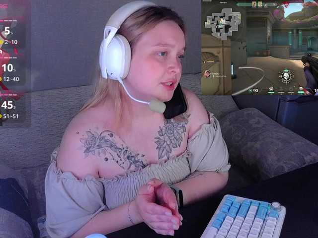 AlinaAdams live cam on BongaCams