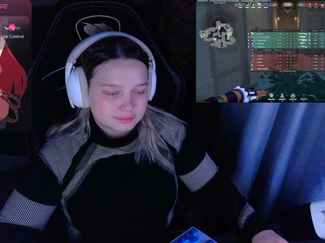 AlinaAdams