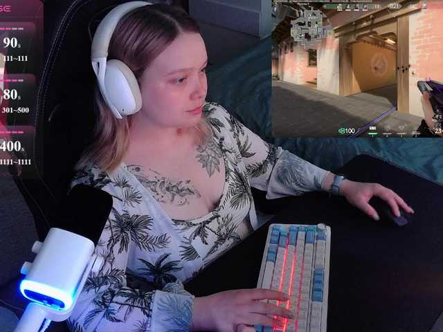 AlinaAdams live cam on BongaCams