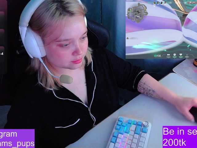 AlinaAdams live cam on BongaCams