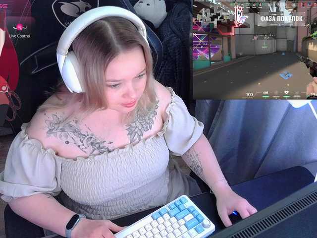 AlinaAdams live cam on BongaCams