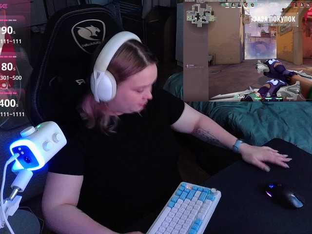 AlinaAdams live webcam show