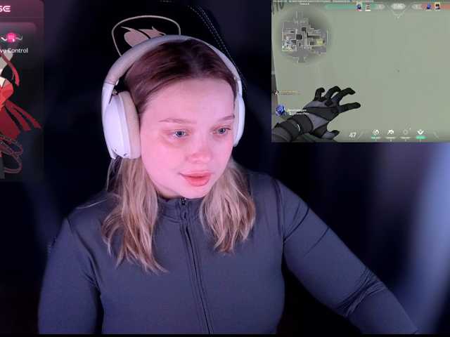 AlinaAdams live cam on BongaCams