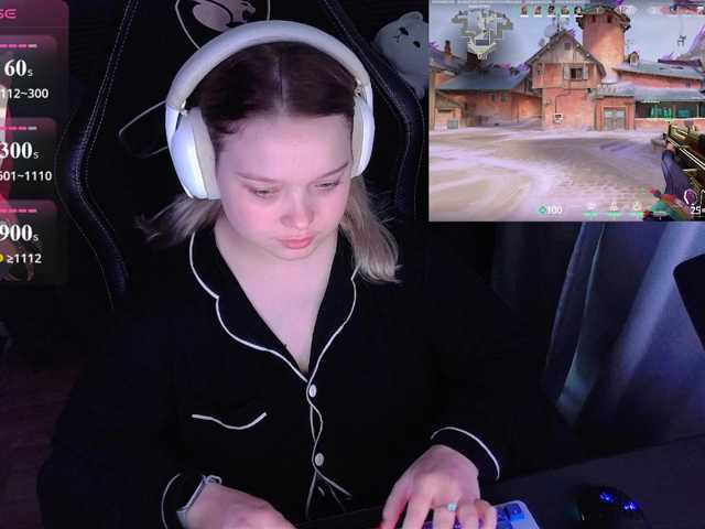 AlinaAdams live cam on BongaCams
