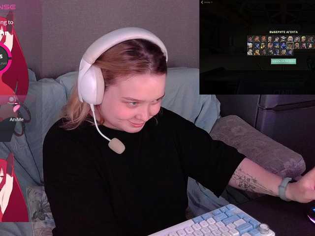 AlinaAdams live cam on BongaCams