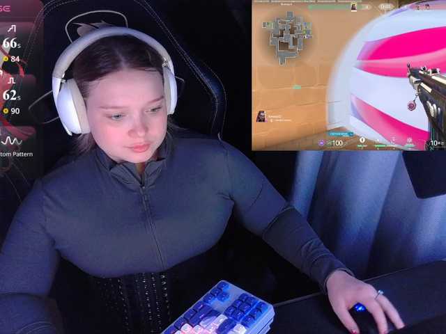 AlinaAdams